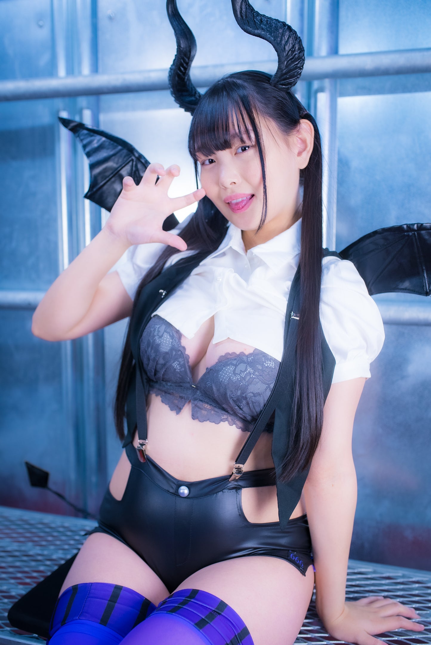 Hikaru Kurazono Succubus Gravure Photoset (Digital)