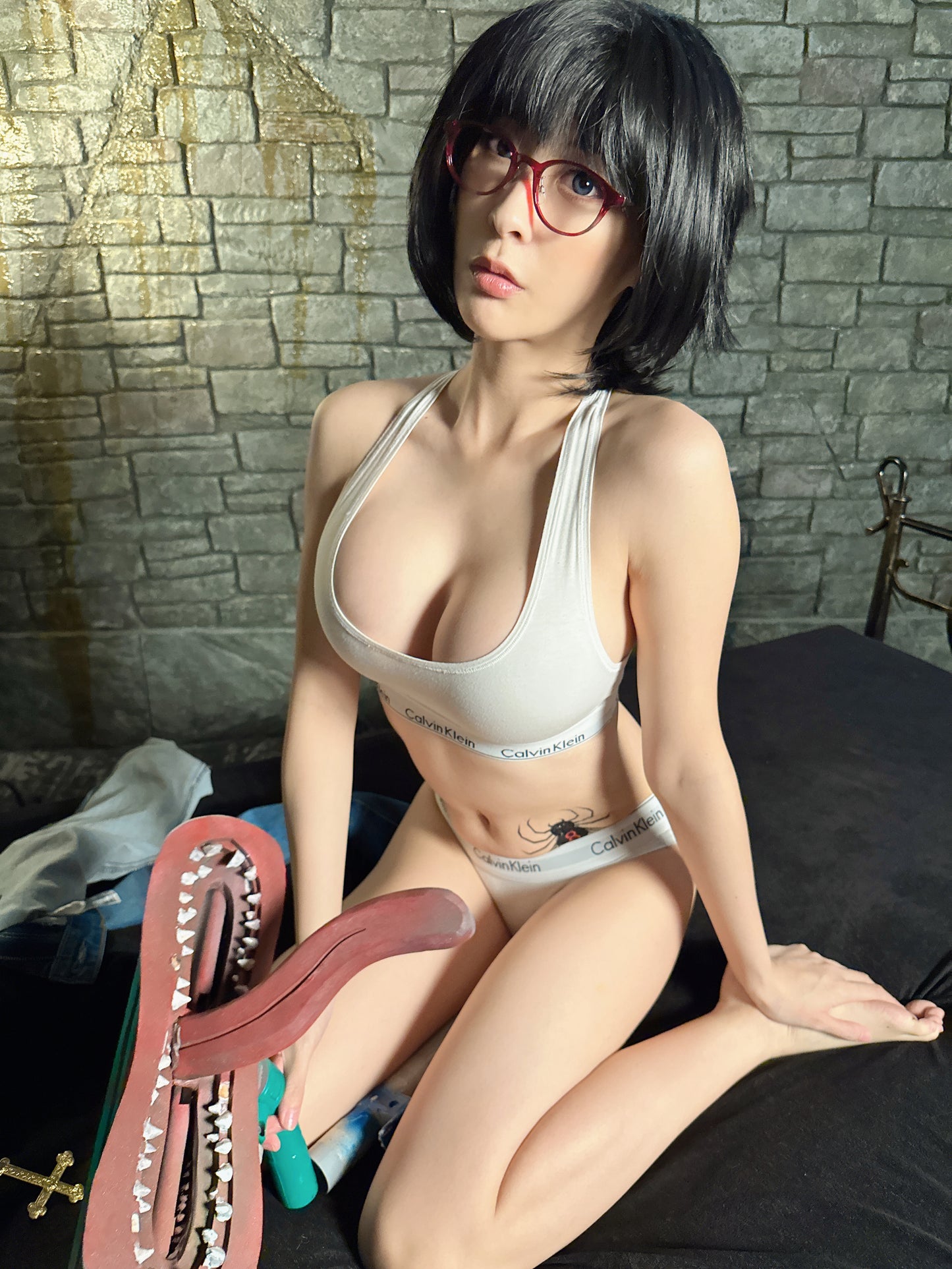 Fay Prince Vacuum Hunter Gravure Photoset (Digital)