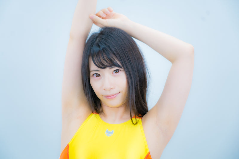 Ichiha Yellow Swimsuit Photoset (Digital)
