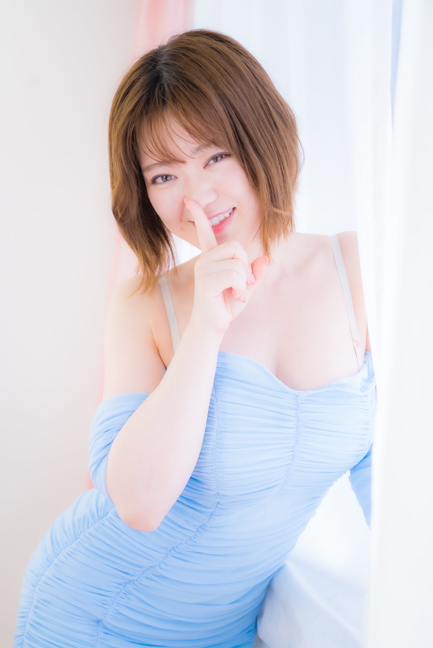 Kaede Nanakawa Little Blue Dress Gravure Photoset (Digital)