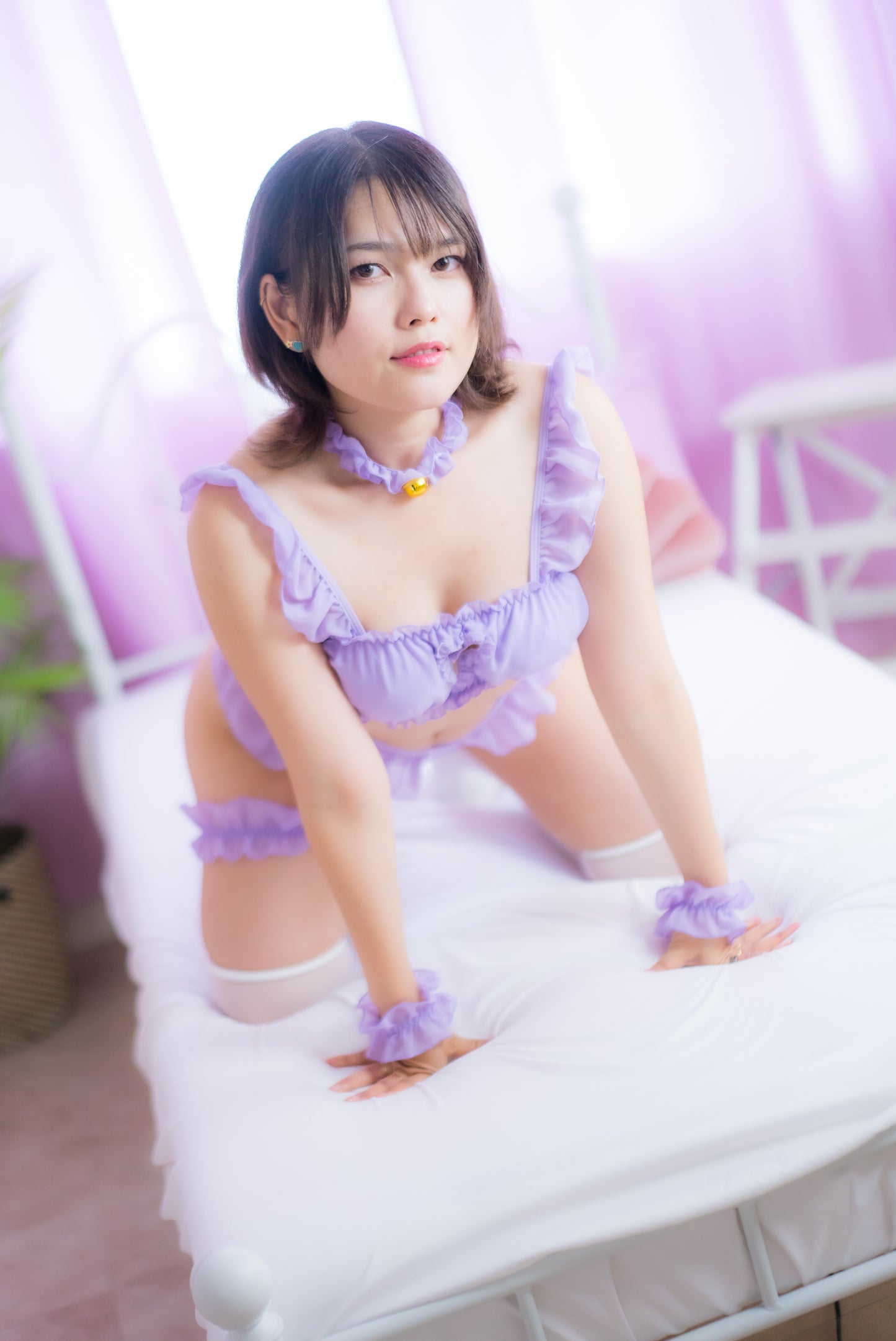 Maika Kobayashi Lavender Lingerie Gravure Photoset (Digital)