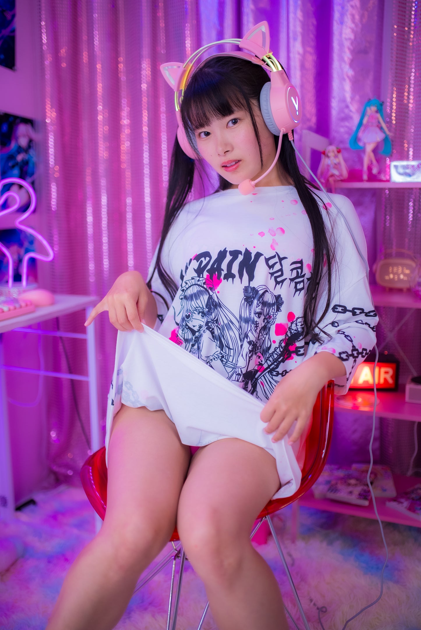 Mii Ooeda Gamer Girl Gravure Photoset (Digital)