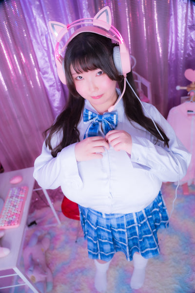 Momo Momose Gamer Schoolgirl Gravure Photoset (Digital)