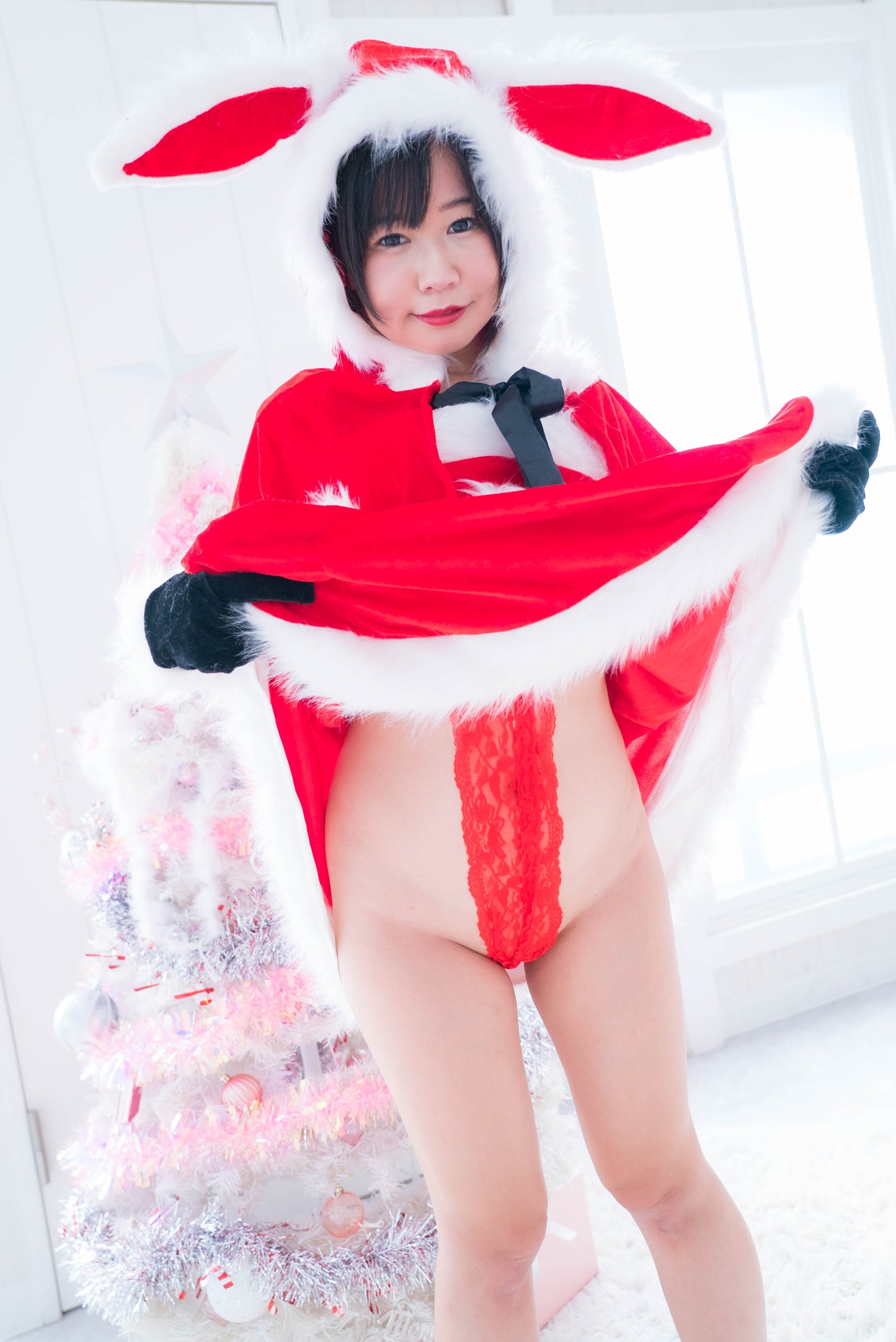 Ruis Tsuji Christmas Bunny Gravure Photoset (Digital)