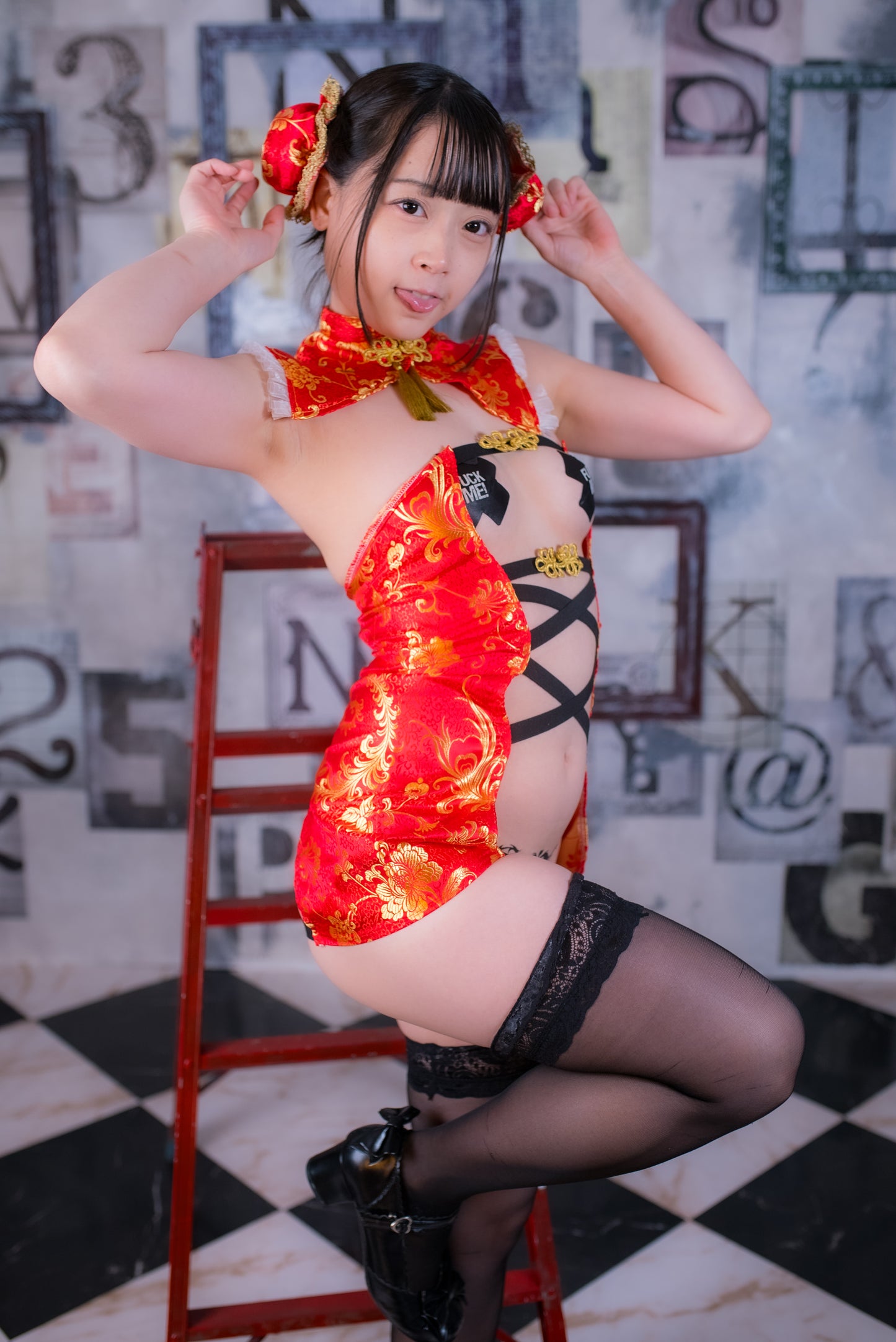 Shio Melon Chinese Dress II Gravure Photoset (Digital)