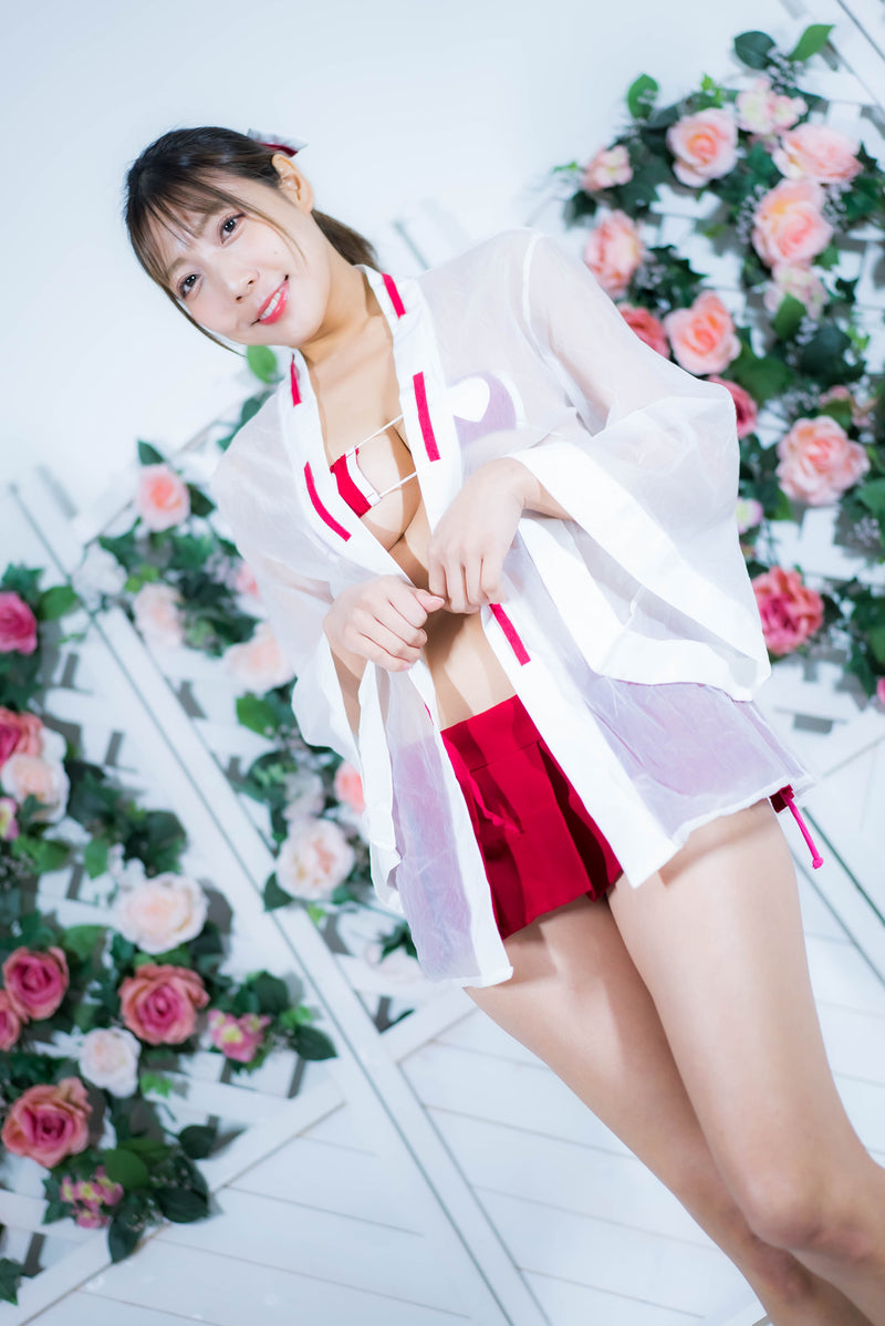 Marina Asakura Miko Gravure Photo Set (Digital)