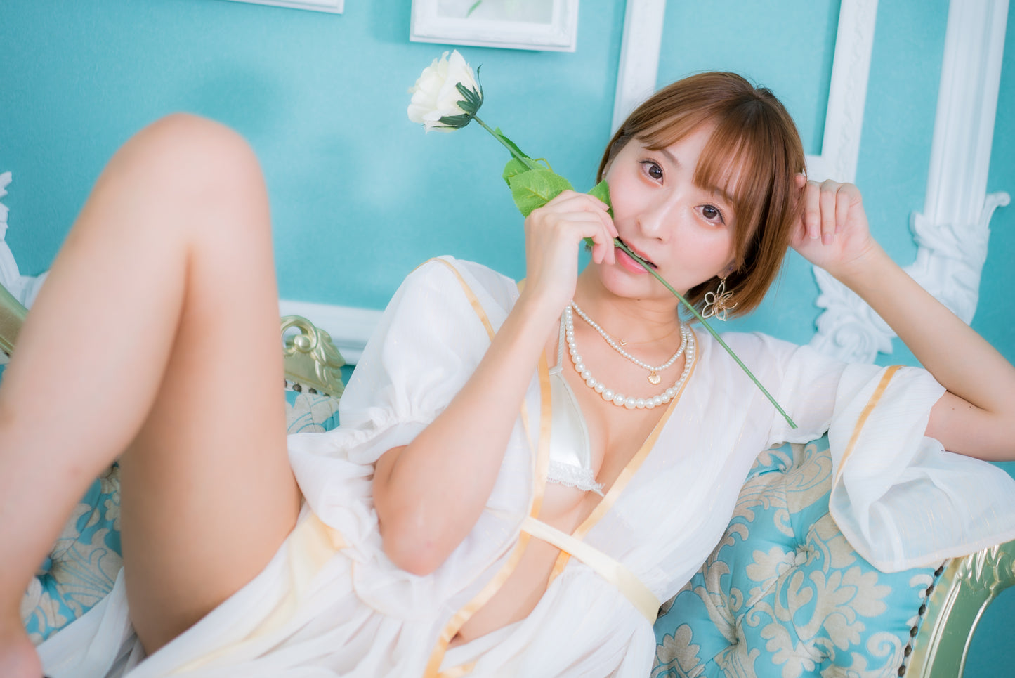 Saki Ogata Sexy Sugar Robe Photoset (Digital)