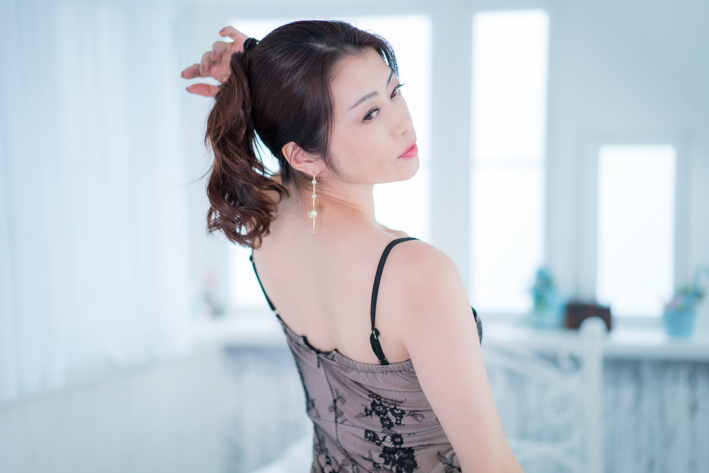 Maki Hojyo Black Nightdress Gravure Photoset - Explicit (Digital)