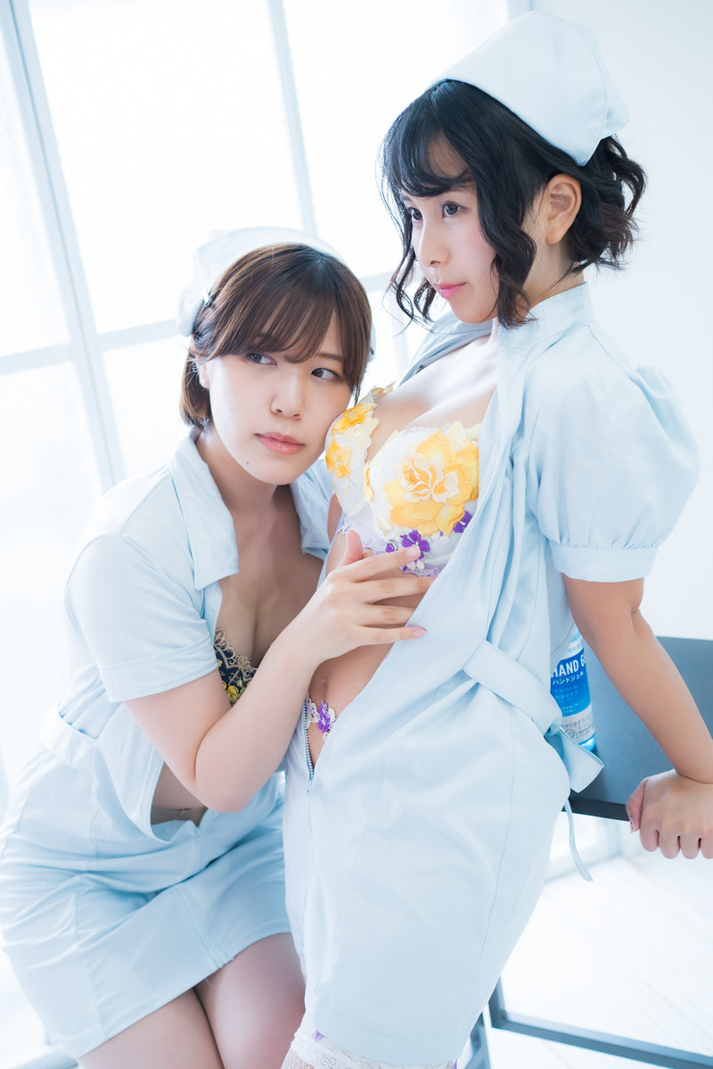 Sakurako & Minatsuki Naru Nurse Cosplay Gravure Photoset (Digital)