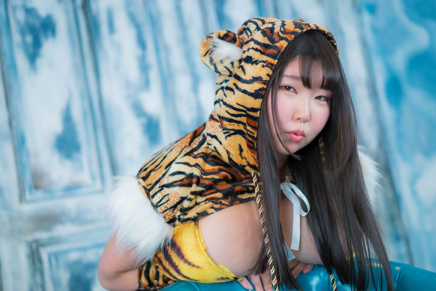 Momose Momo Tiger Girl Gravure Photo Set (Digital)